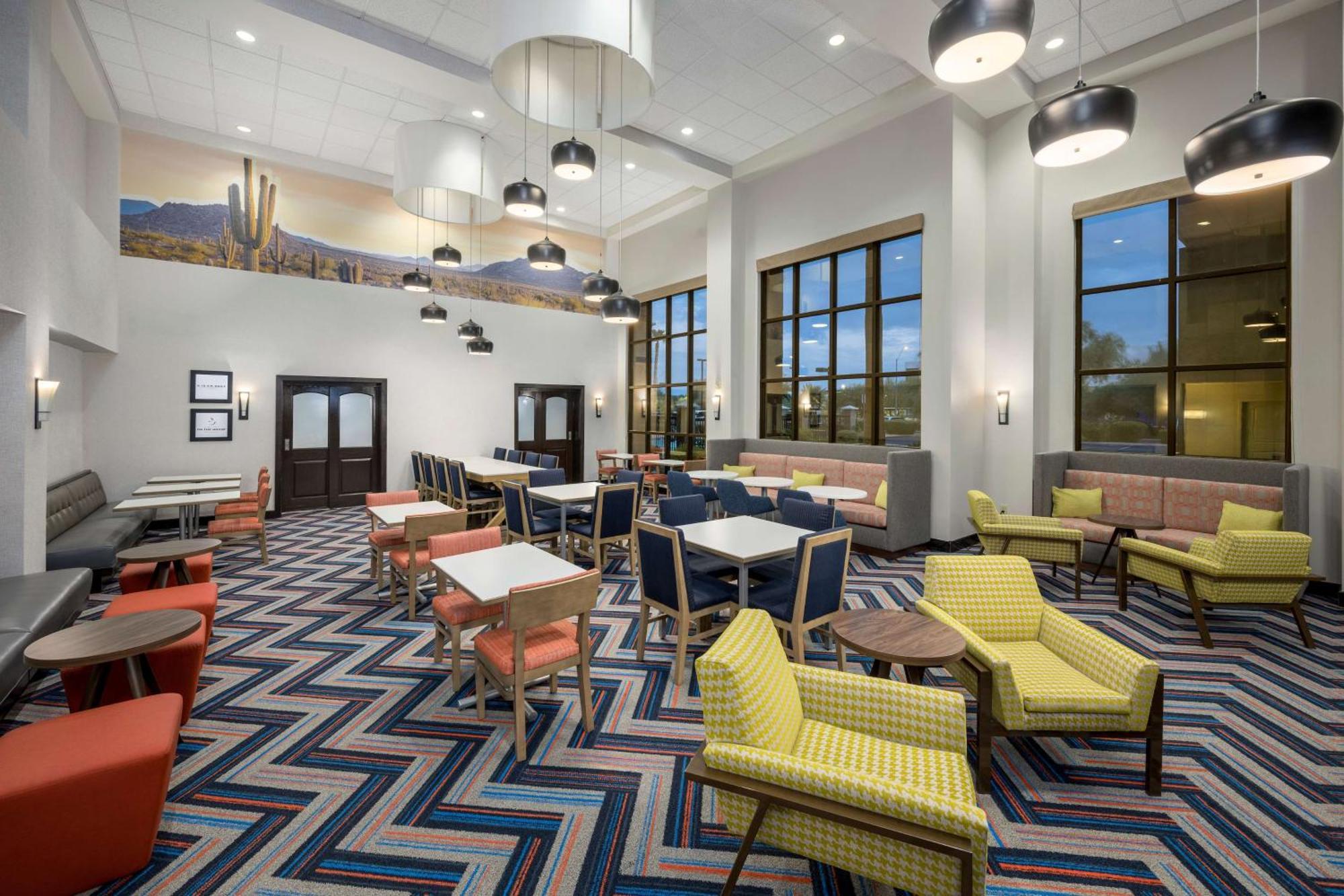 Hampton Inn & Suites Phoenix North/Happy Valley Exterior photo